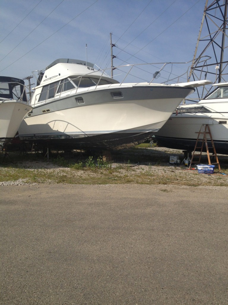 restored-damage-of-fiberglass-boat-yacht-by-hancock